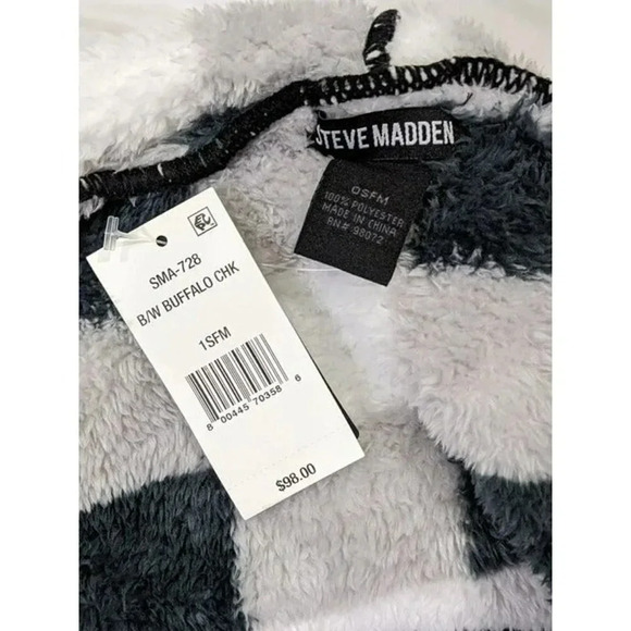 Steve Madden Sherpa Hooded Open Front Poncho Black & White Buffalo Check O/S $98 - Picture 3 of 4